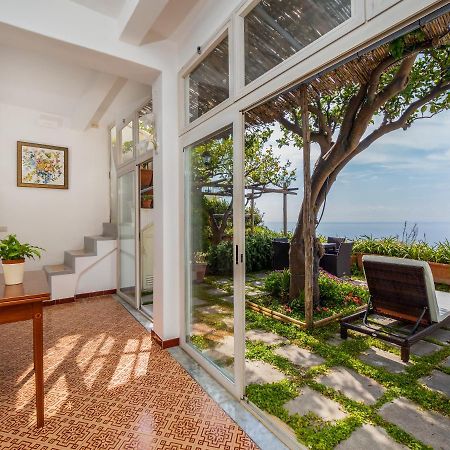 Scorcio D' Oltremare - Sea View Apt In Positano Exterior photo